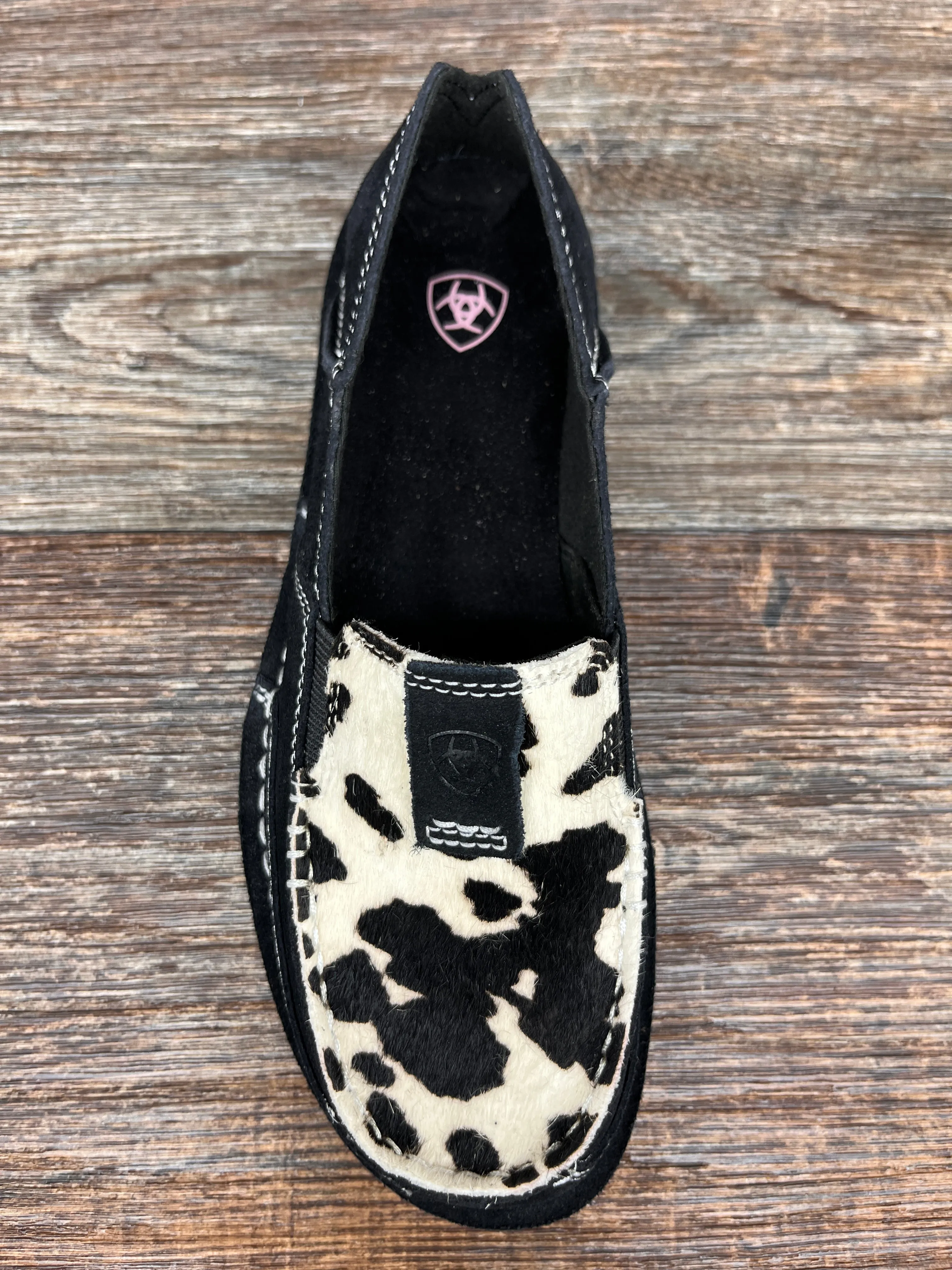 10042529 Women's Black & White Cowhide Pattern Cruiser by Ariat