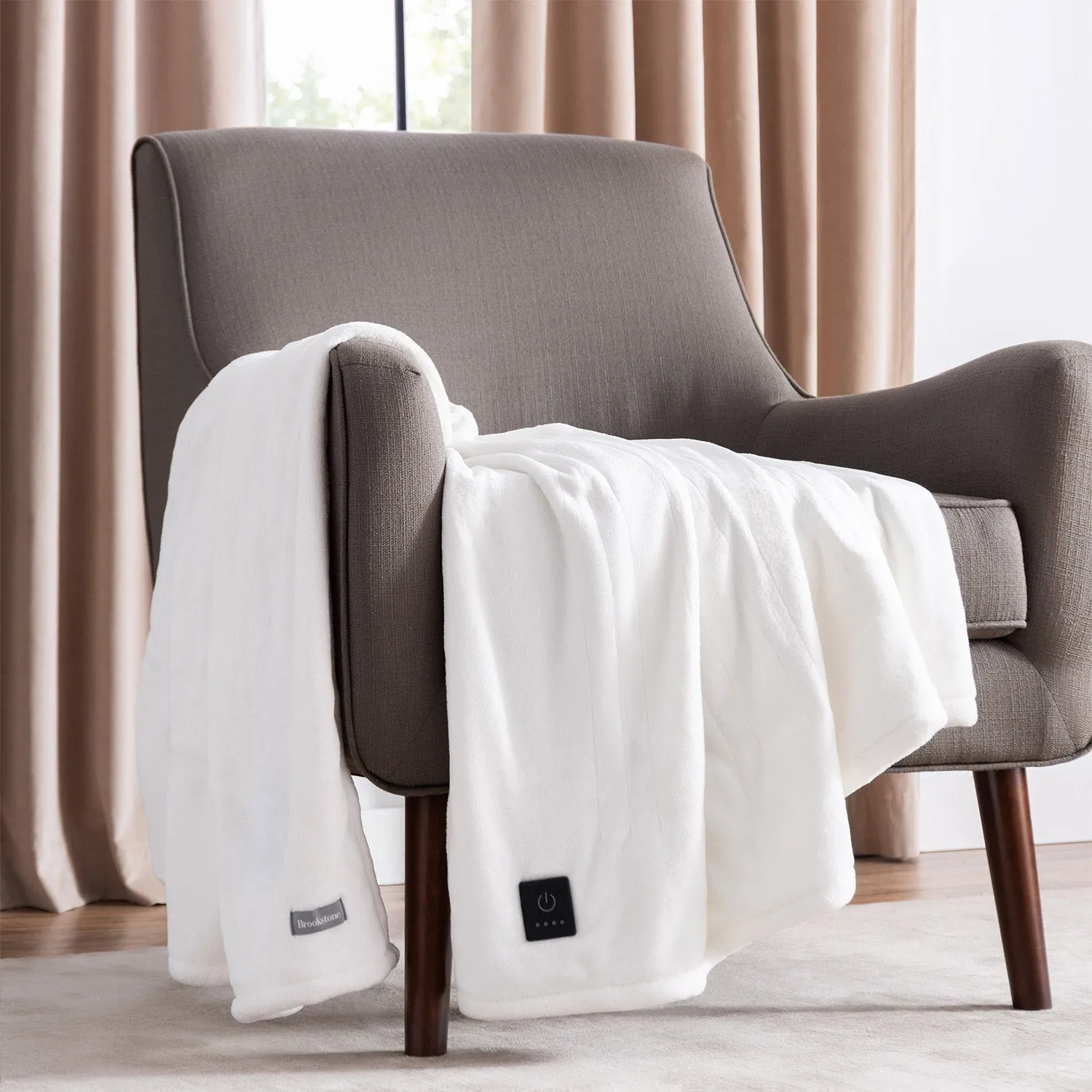 Brookstone Cozy Heated Plush Throw