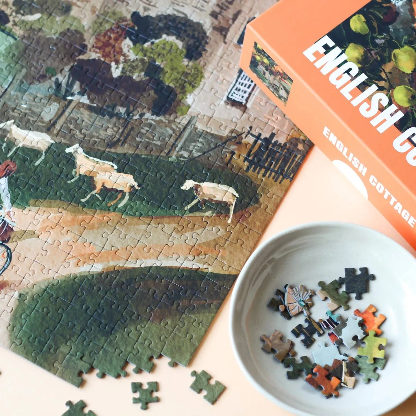 English Cottage | 1,000 Piece Jigsaw Puzzle